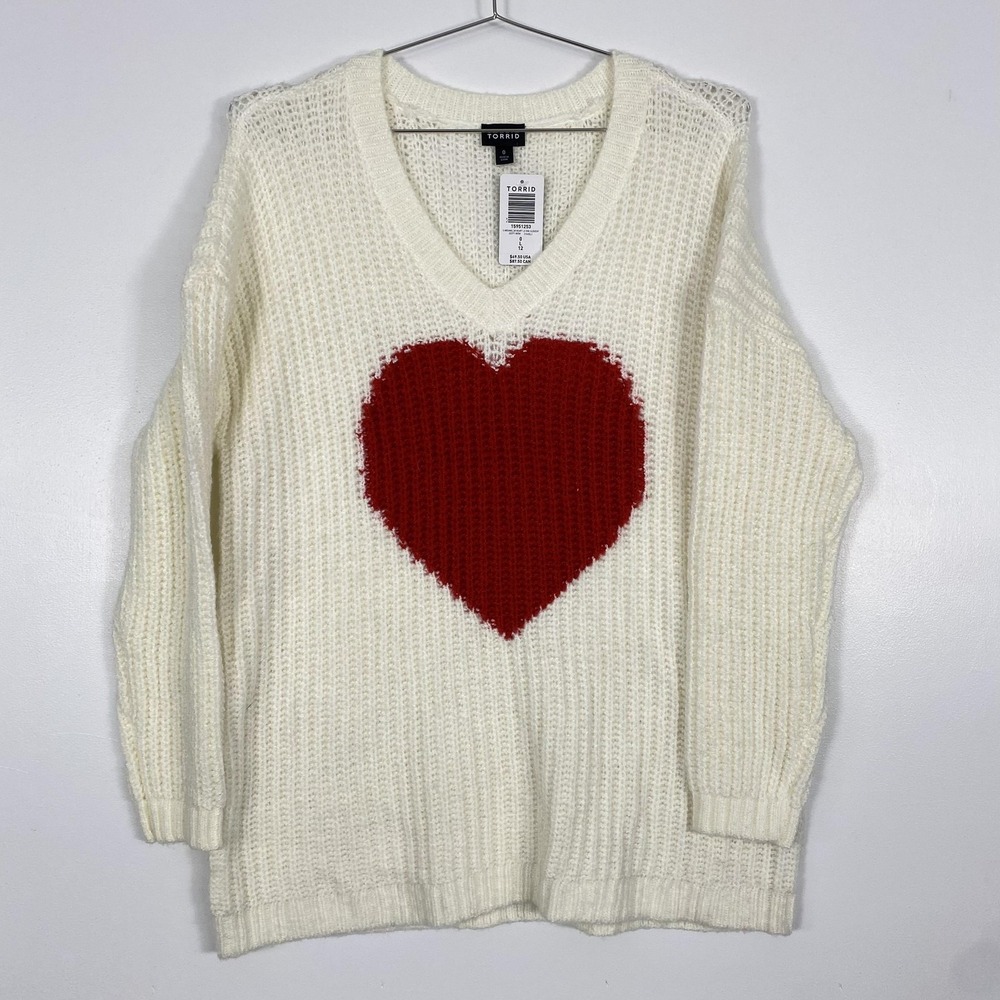 Torrid Sweater Womens 0 White Red Heart V Neck Slouchy Knit Pullover Long Sleeve